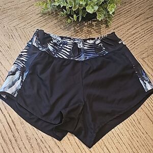 Speed dri shorts size S activ8